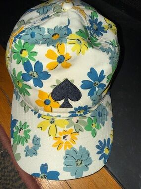 kate spade Floral Logo Baseball Cap in White, Blue, Yellow, Green NWT